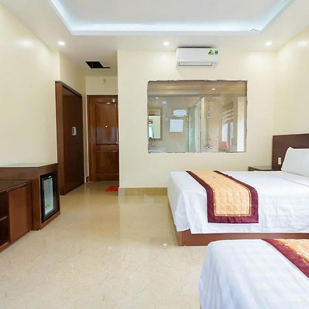 Aroma Cat Ba Sea View Hotel Chan Chau Exterior photo