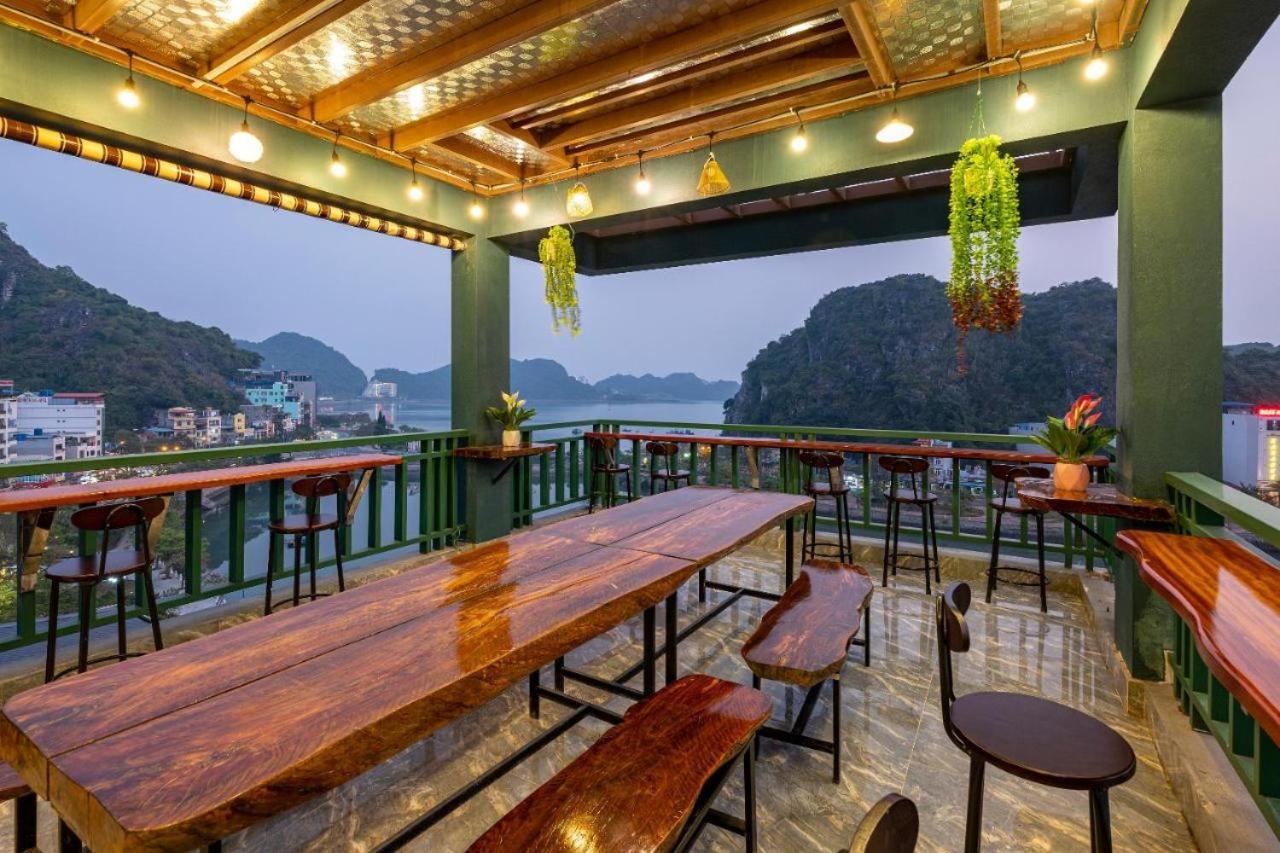 Aroma Cat Ba Sea View Hotel Chan Chau Exterior photo