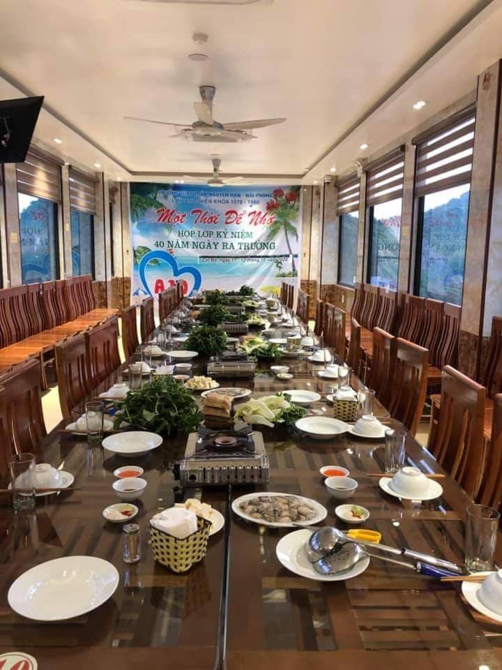 Aroma Cat Ba Sea View Hotel Chan Chau Exterior photo